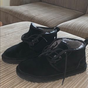 Size 9 Men Ugg boots